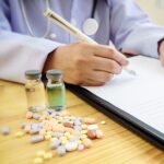 Hay que buscar respuestas científicas en el tema de los medicamentos